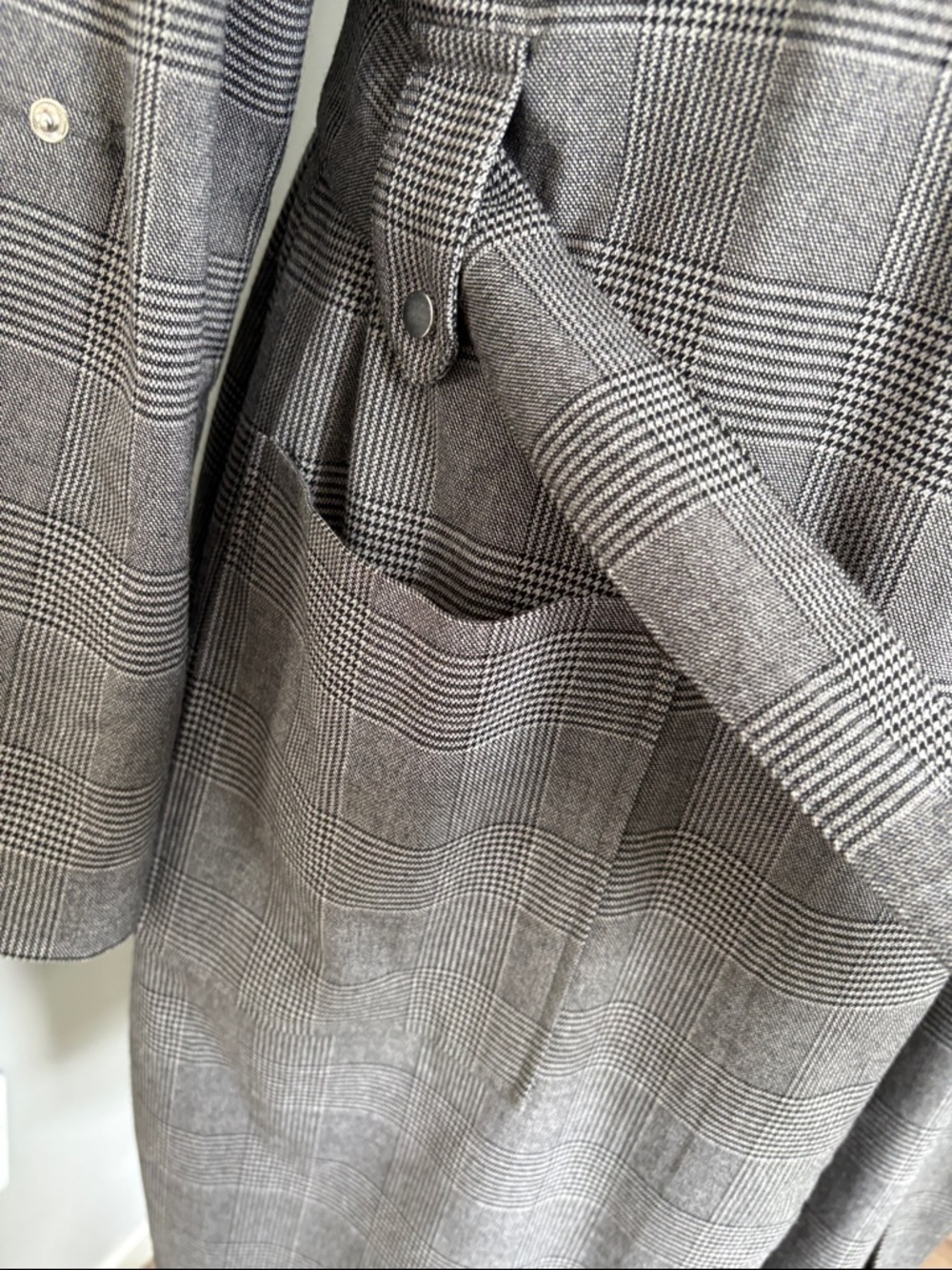 Black Tape_ Gray Plaid Trench Coat with Belt - Picture 6 of 7
